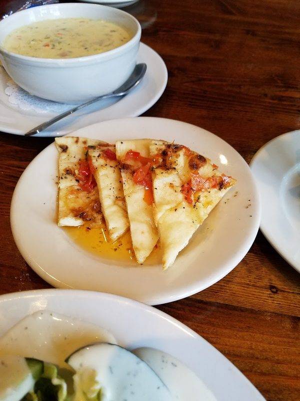 Duke's Lounge/Legends Restaraunt